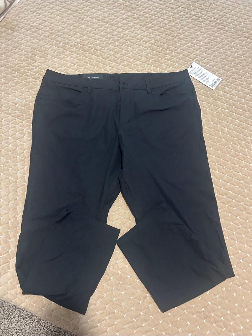 lululemon athletica Men's Black Chinos - Slim Straight